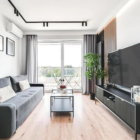 Rent Invest - Braniborska Parking Klimatyzacja *